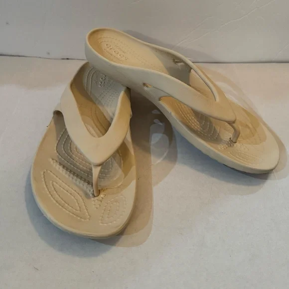 Crocs Women's Kadee II Flip Flop Sandals - Picture 2 of 10